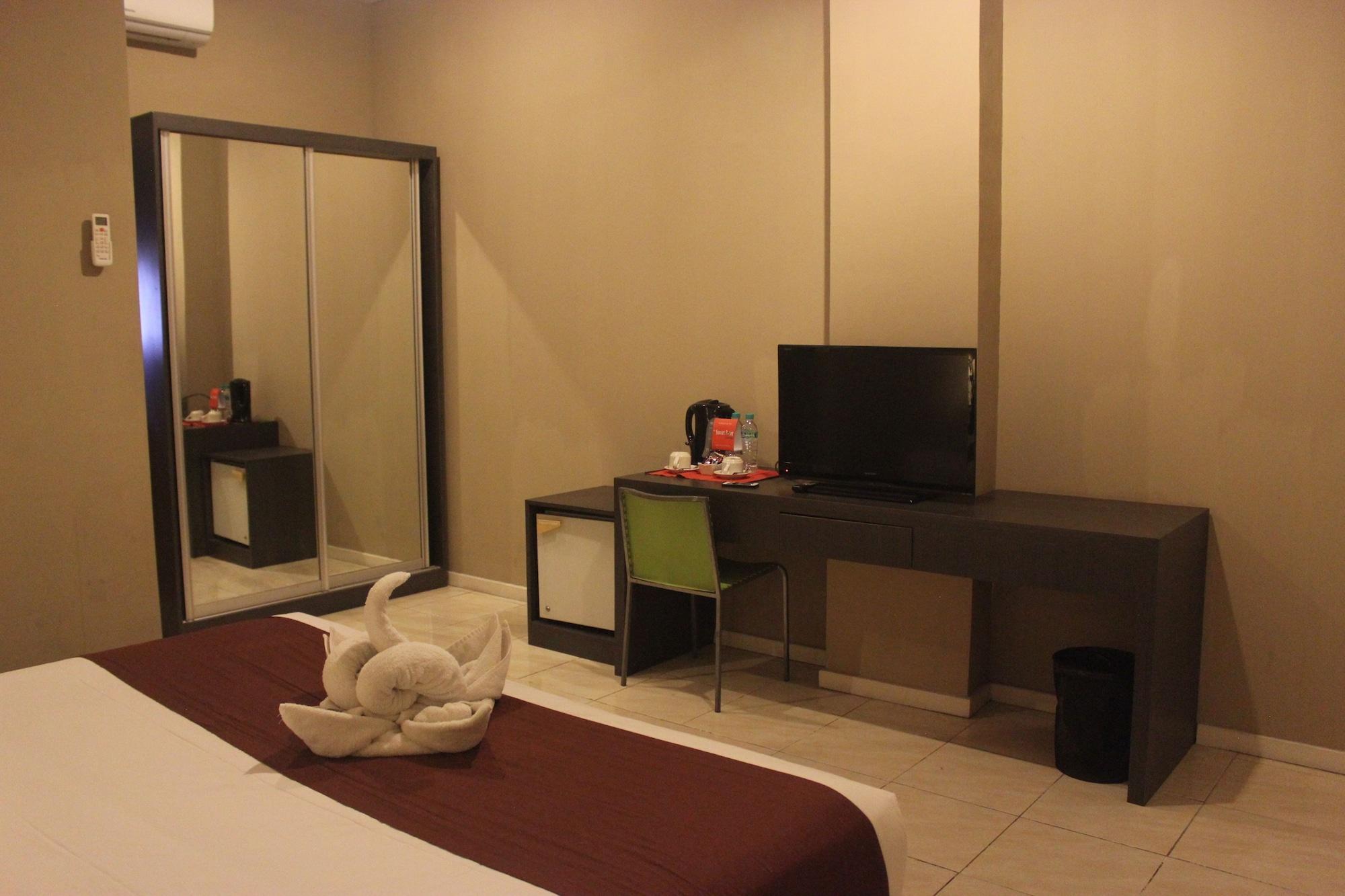 Reddoorz @ Sunset Point Seminyak Hotel Exterior foto
